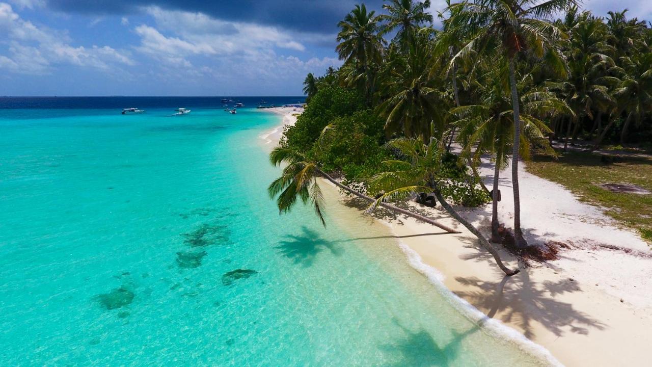 Luau Beach Inn, Maldives - B&B