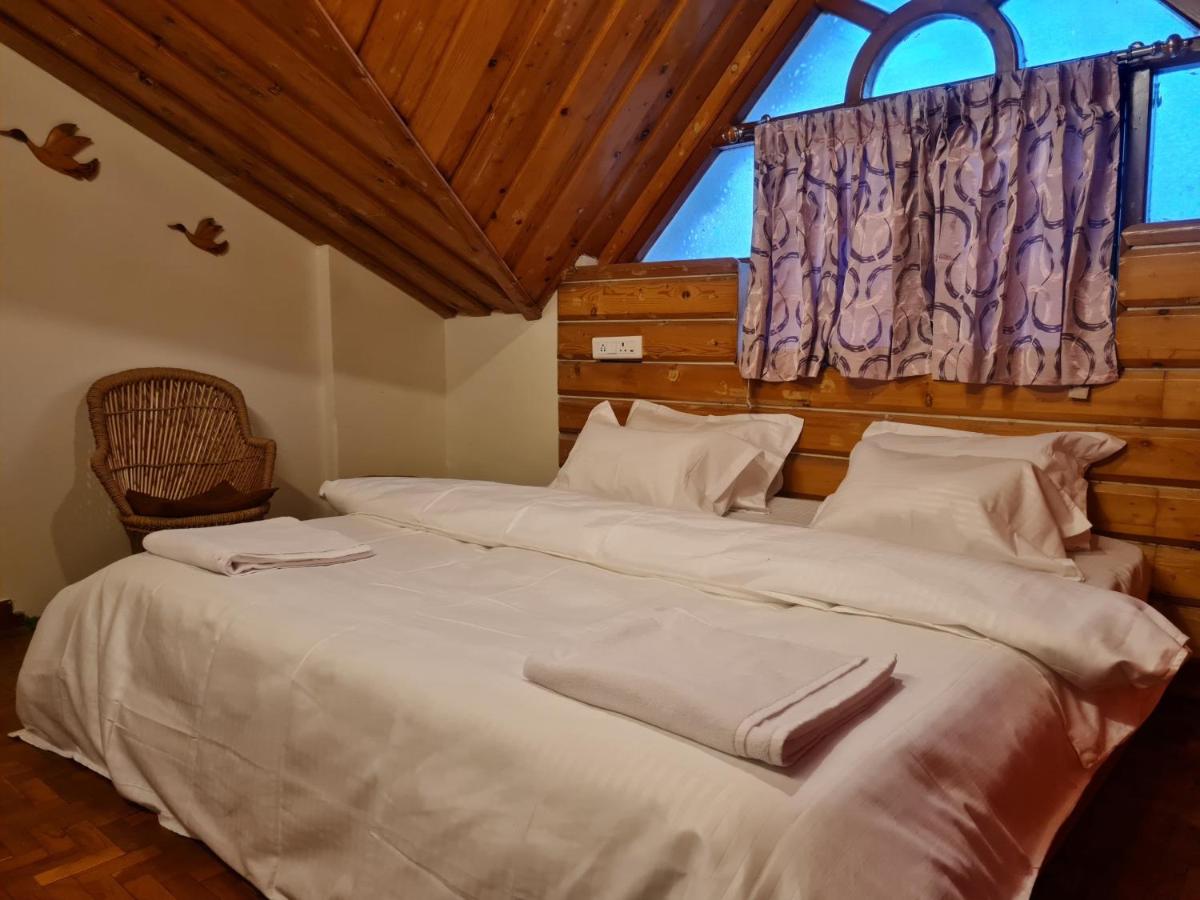 Littlewoods - B&B Udhagamandalam