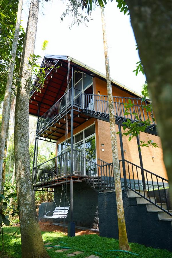 Wanderlust Villas - Bed and Breakfast Pinangot