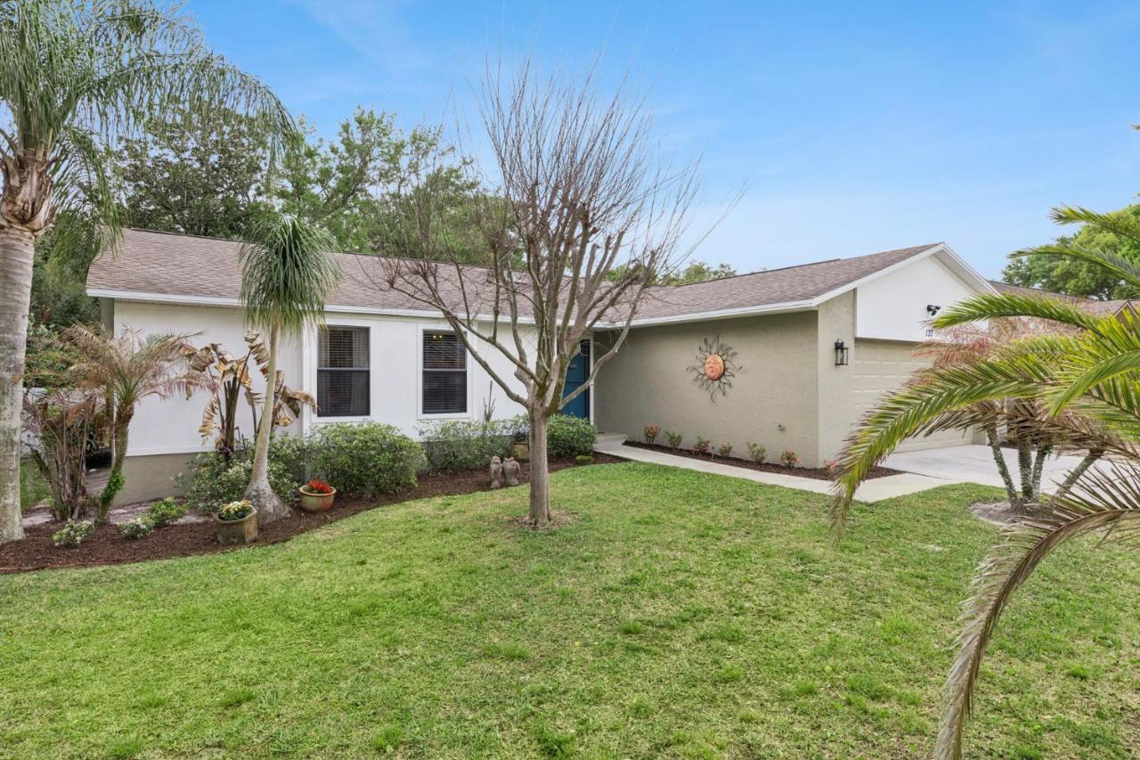 Quiet 3 Bed 2 Bath Retreat - B&B Sanford