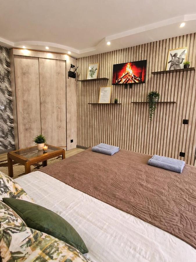 One room Green house - Ferienwohnung Karaganda