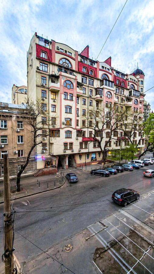 VIP Апартаменти в історичному центрі Одеси біля Філармонії - Chambres d'hôtes Odessa