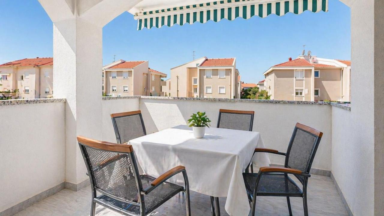 King Apartments - Ferienwohnung Novalja