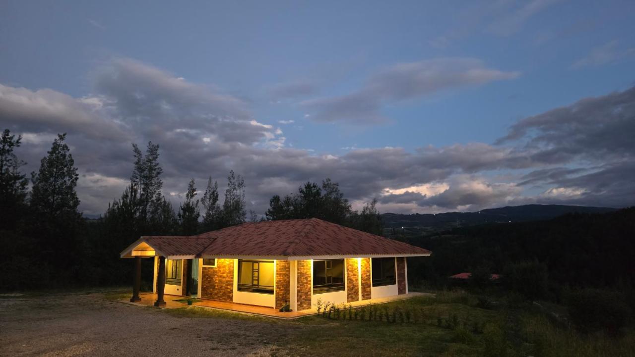 Taymará Paipa Glamping y Cabaña - B&B Paipa