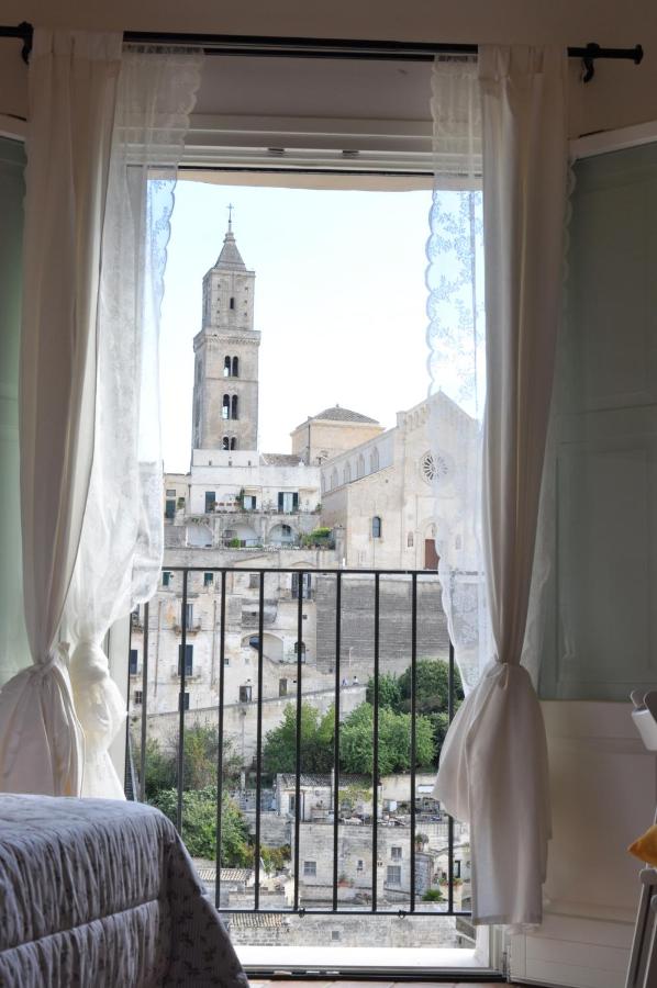 Roseus La Casa Vacanze nei Sassi - Chambres d’hôtes Matera