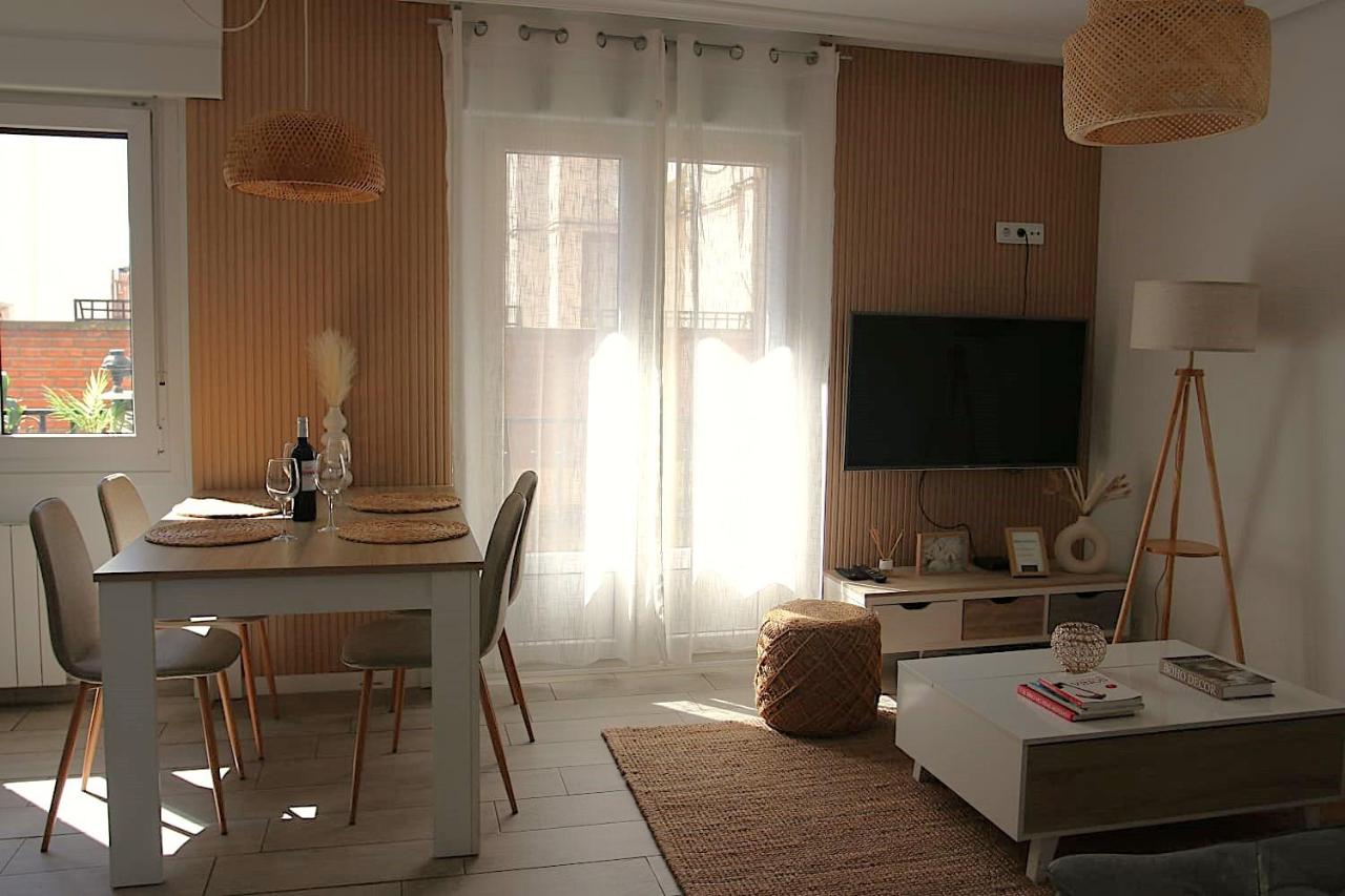 Apartamentos La Herradura PLaza - B&B Haro