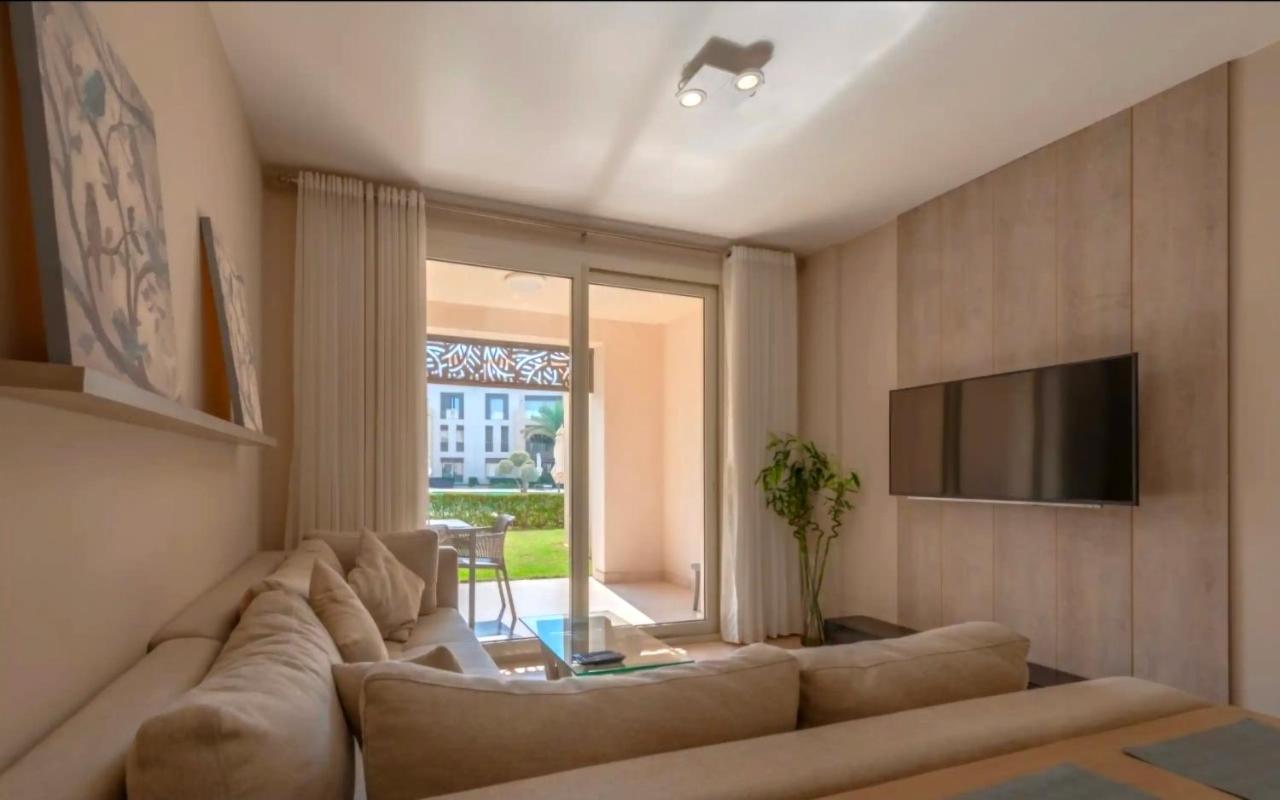 Appartamento con 1 Camera da Letto e Vista Piscina