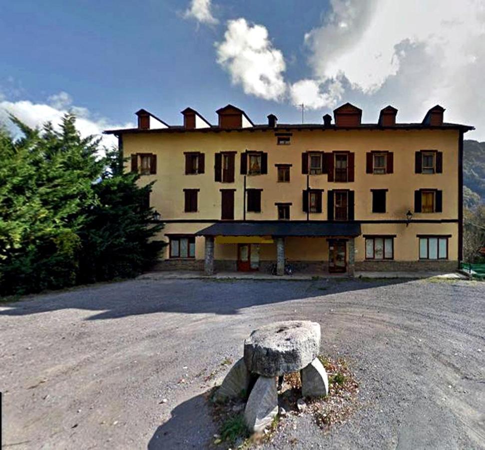 Apartamentos Tuara - B&B