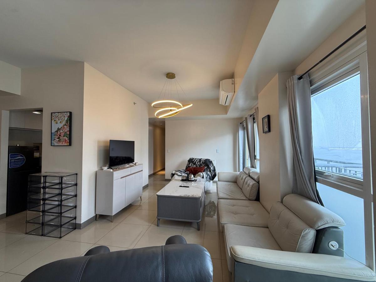 Appartamento con 3 Camere da Letto e Vista Mare