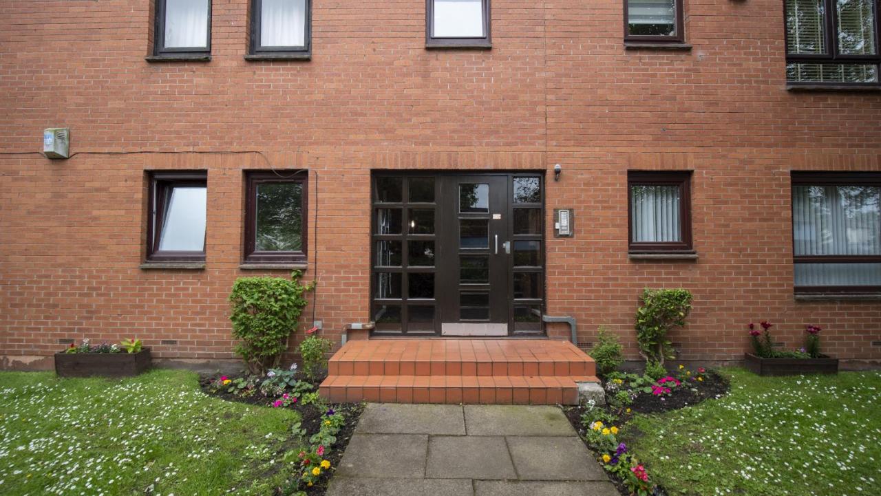 Bonnie Lodgings - Burnhill Quadrant - Ferienwohnung Glasgow