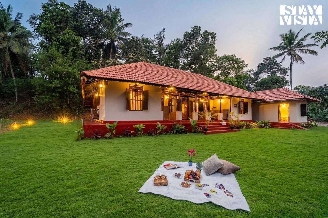 StayVista at Aarzzu with Lawn & Pet Friendly - Ferienwohnung Chēgādi