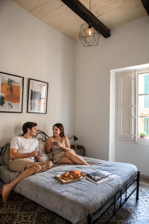 Iris -Paola Modern Townhouse - Chambres d'hôtes Paola