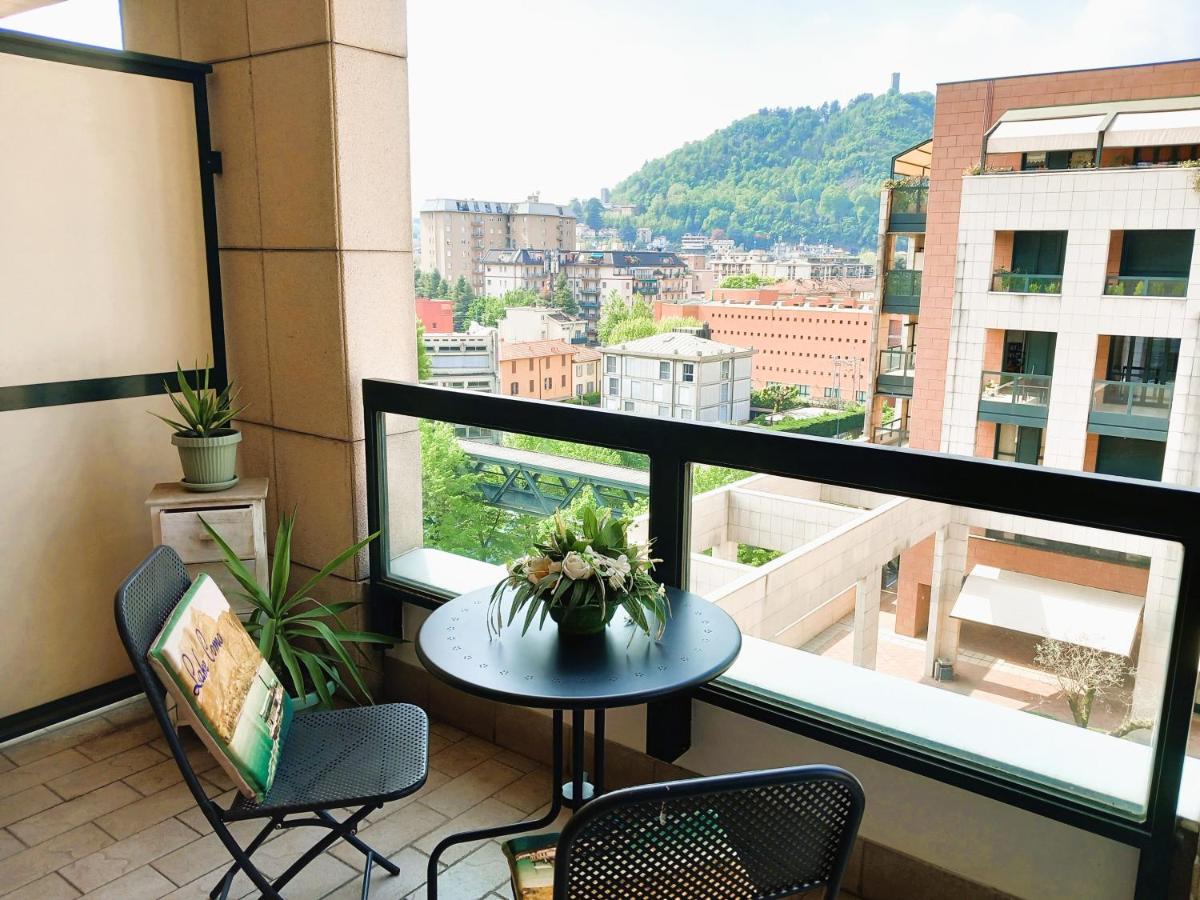 Bilocale con Terrazzo e BOX AUTO su Richiesta - B&B Como