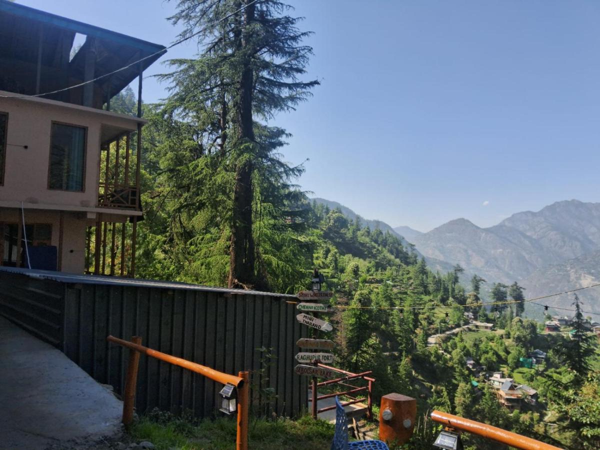 Bhindeshi Tara Stays Jibhi Mihar - B&B Jābo