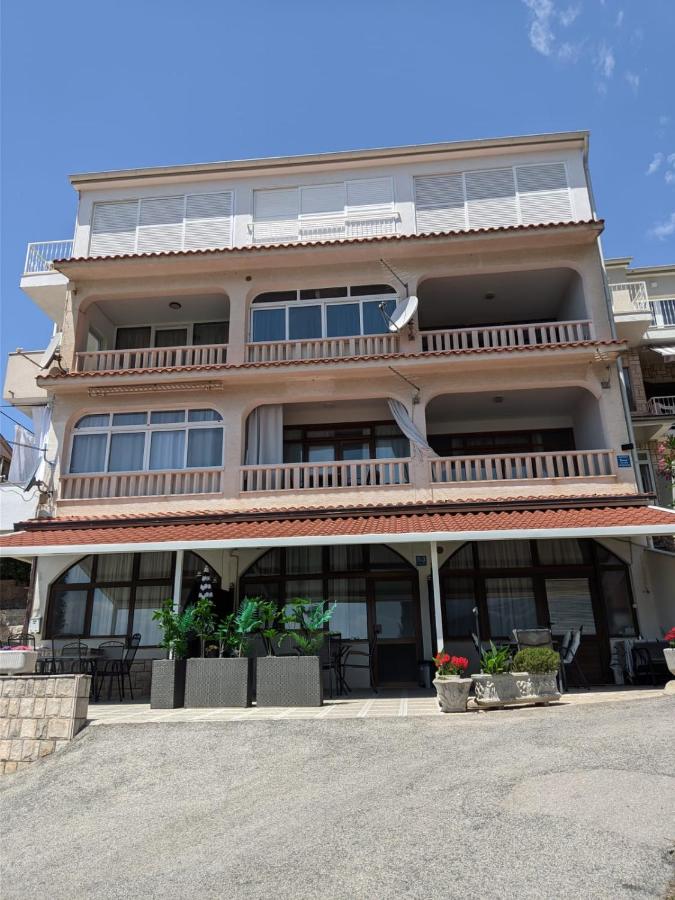 Apartmani 'Saraena' - B&B Baška Voda
