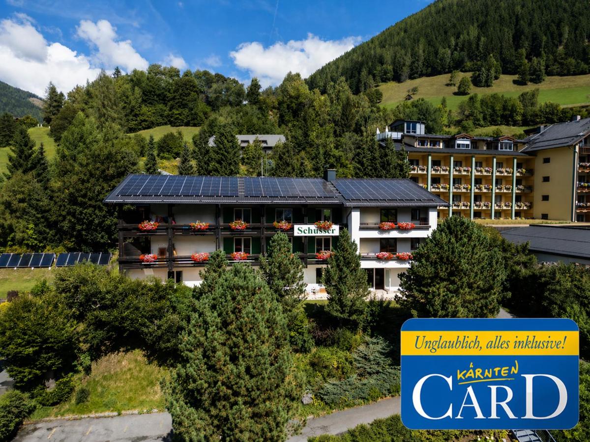 Gästehaus Schusser an der Therme, Frühstück, Doppelzimmer und Ferienwohnung - Chambres d'hôtes Bad Kleinkirchheim