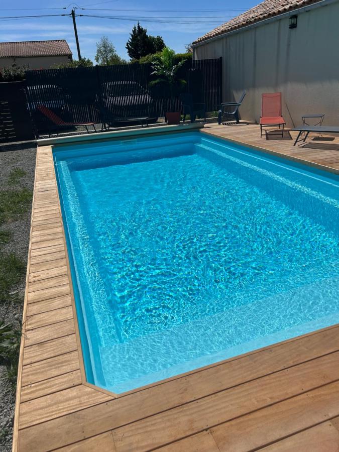 Domaine du Marais Corps de Ferme et Piscine - B&B Saint-Sigismond
