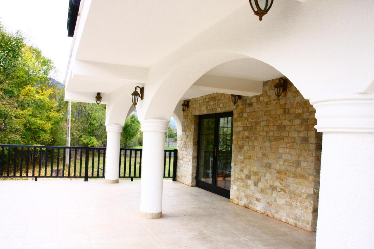 Luisenthal Conac - B&B Fundu Moldovei