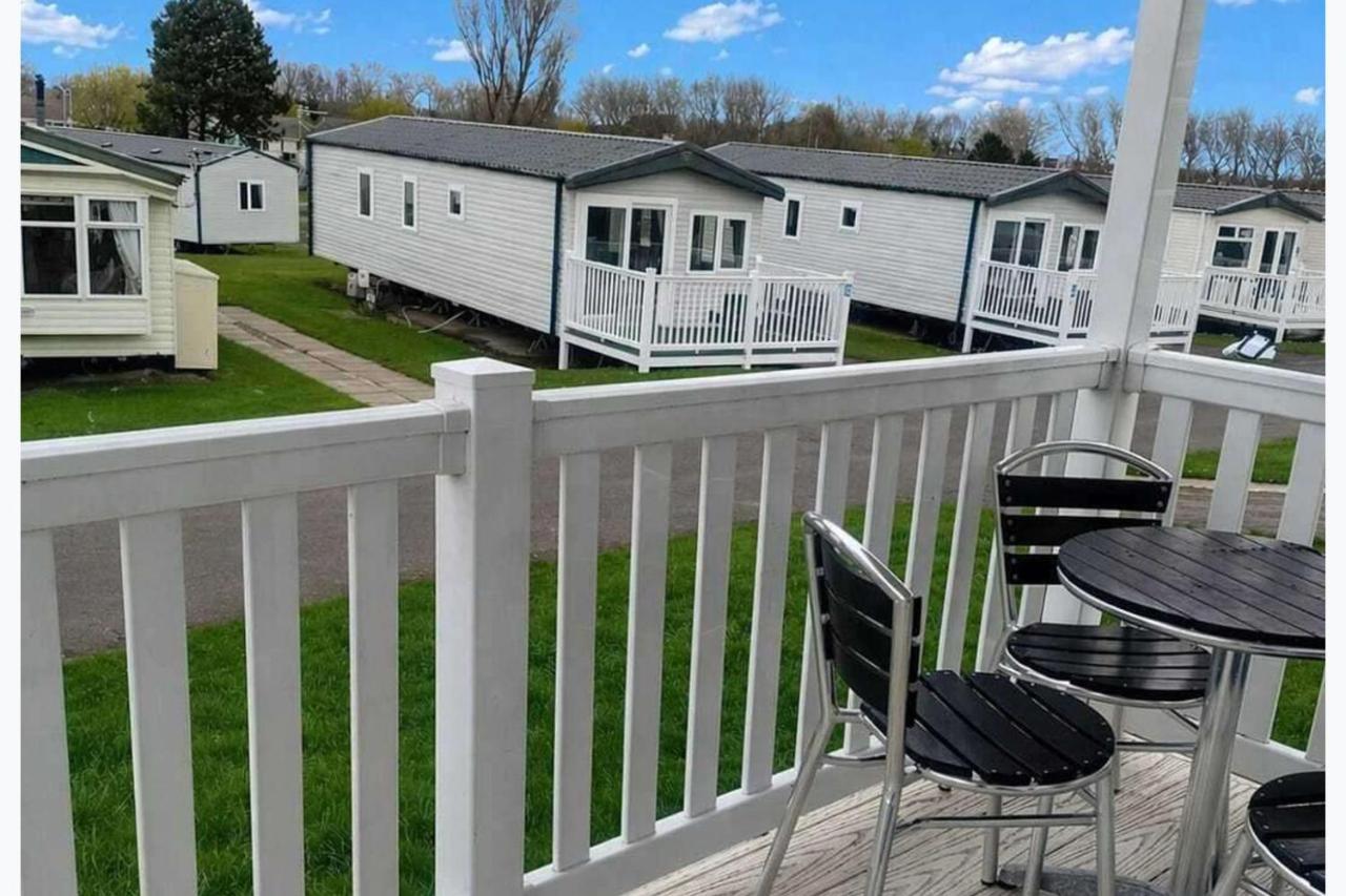 Tranquil Caravan Retreat in Ayrshire - B&B Ayr