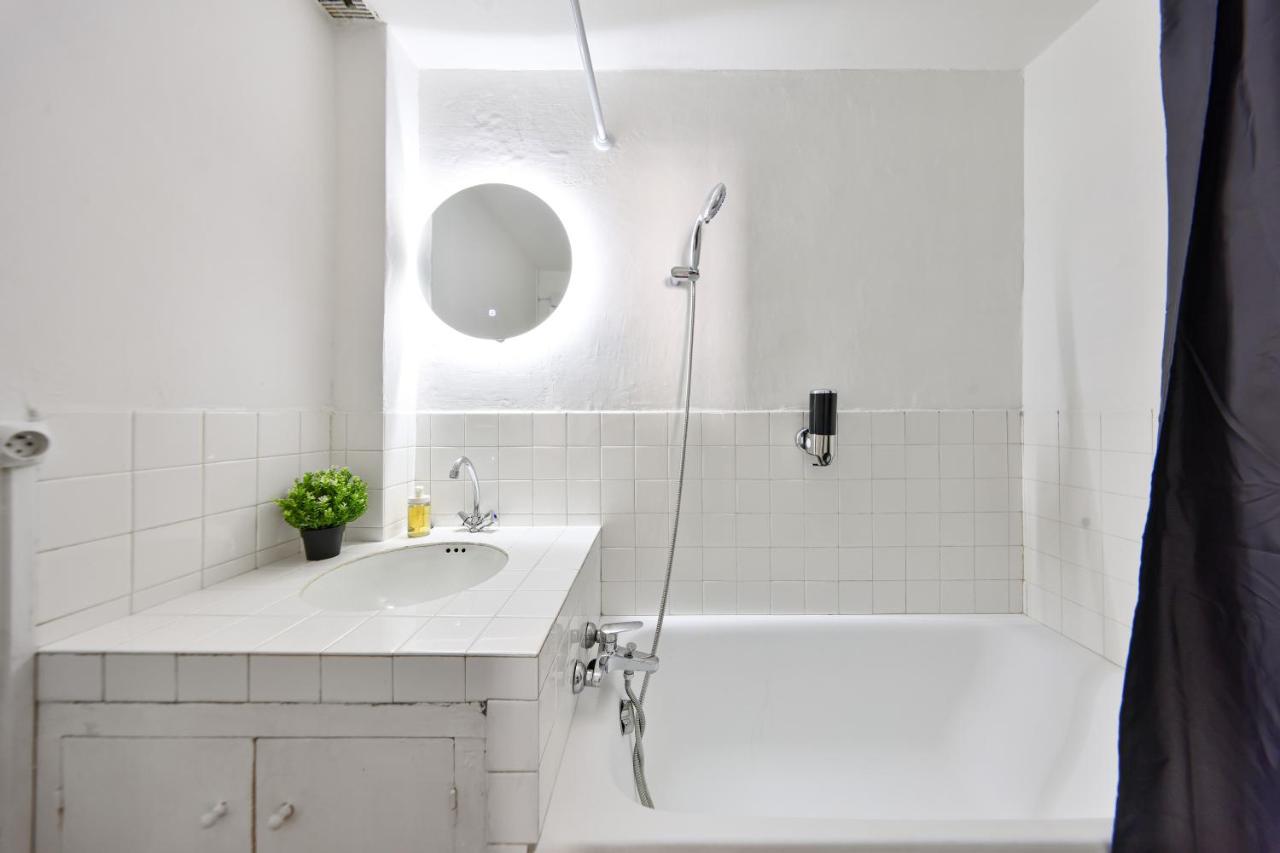 Cozy Studio in the Heart of Montorgueil, Paris - Chambres d'hôtes Paris