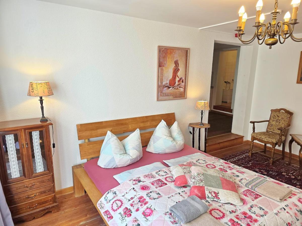 Vergissmeinnicht - Café 28 & Pension am Markt - ABC621 - B&B Wismar