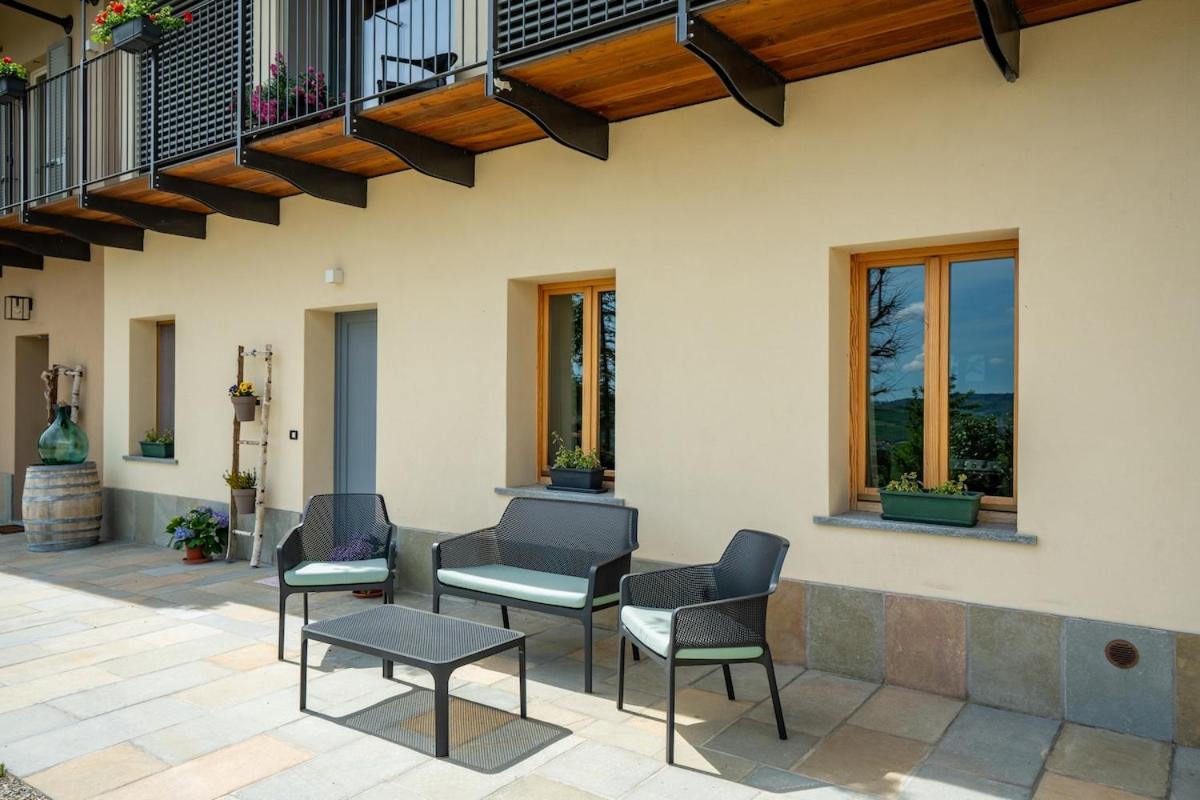 Dimora Moncrivel - B&B Benevello