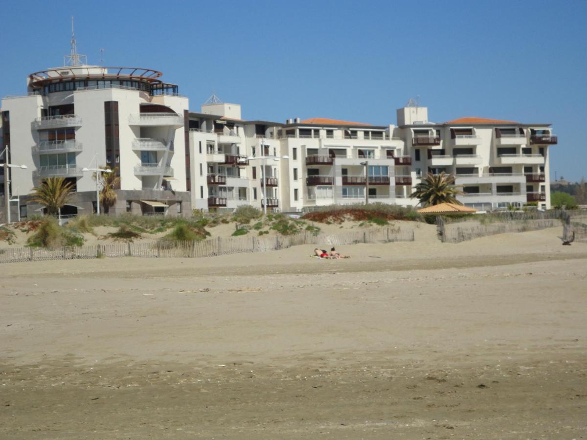 SUNSET Joli 3 Pièces avec 2 alcôves CLIMATISATION et WIFI vue mer piscine Rochelongue Cap d'Agde - Chambres d'hôtes Le Cap d'Agde