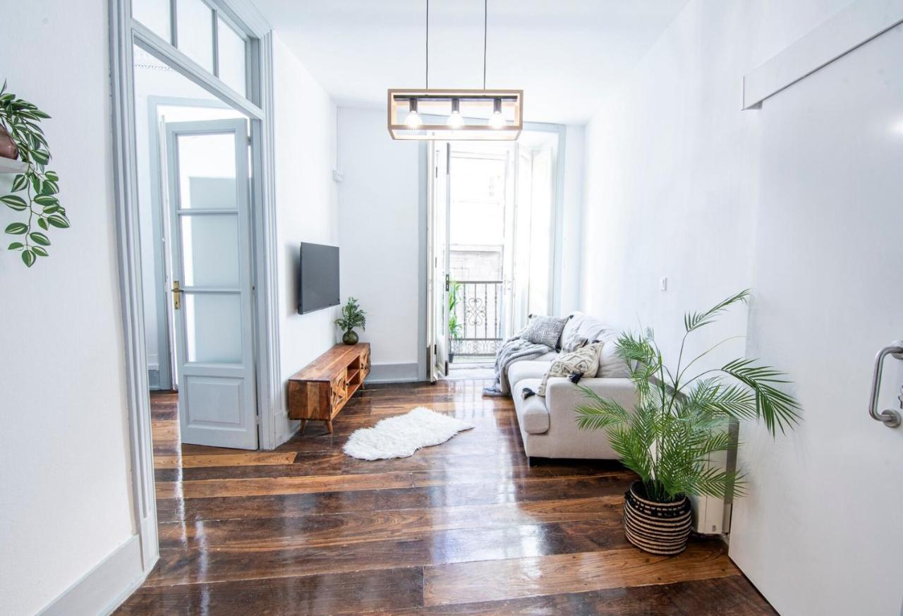 Precioso apartamento grande en plaza Cervantes - B&B Santiago de Compostela