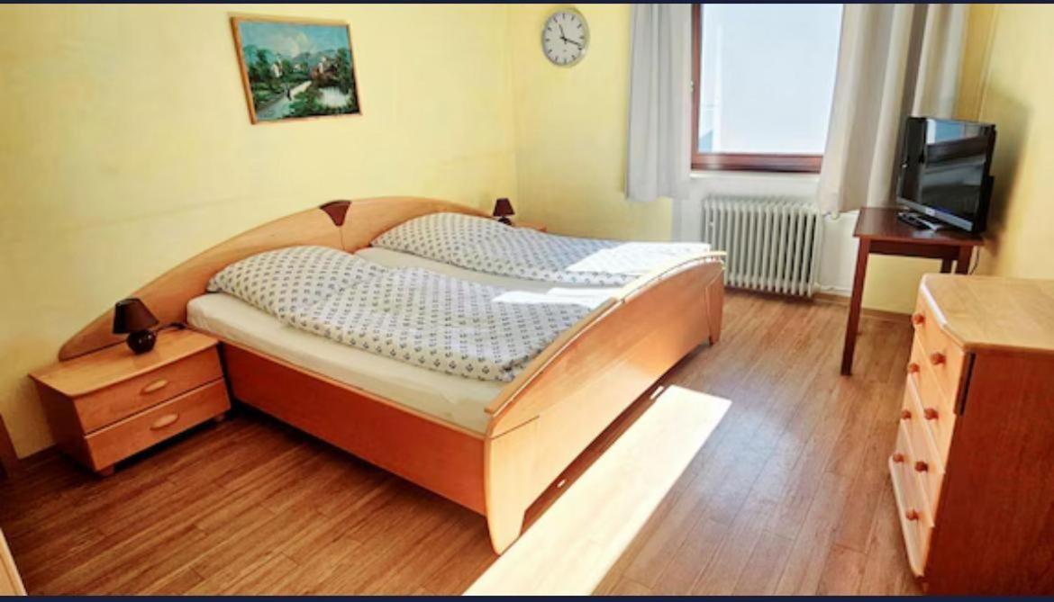Double Room with Shower