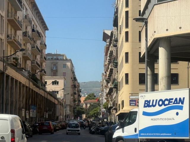 Suite Ruggero Settimo Palermo centro vicino Clinica Candela - B&B Palermo