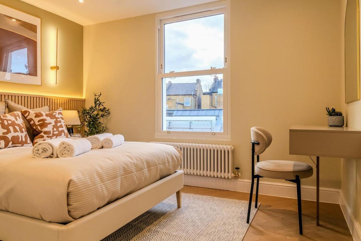 New Spacious 3 Bed 2 Bath Flat Near Central London - B&B Londra