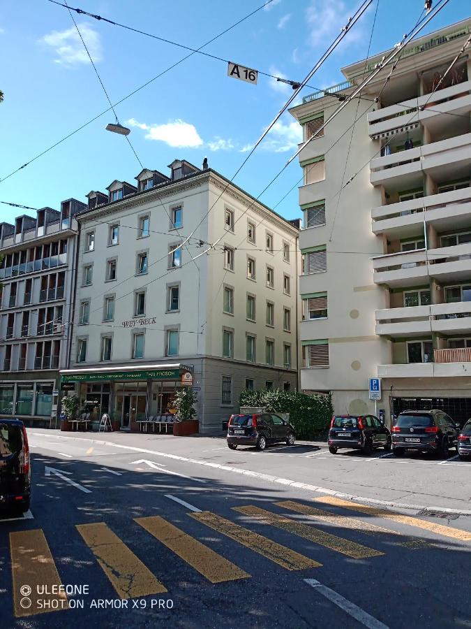 Central 4, pretty two room apartment, free bus, city tax included - Chambres d'hôtes Lucerne