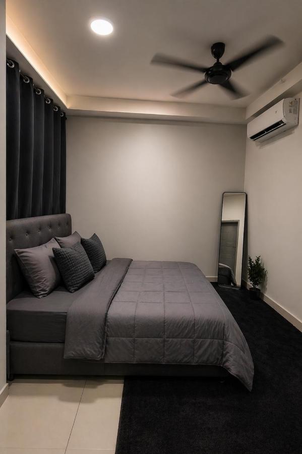 Studio Apartment in Damansara Damai - Chambres d'hôtes Petaling Jaya