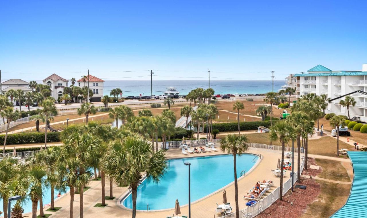 Fourth-floor ocean-view condo with pool high-speed WiFi beach access & W&D - Ferienwohnung Destin