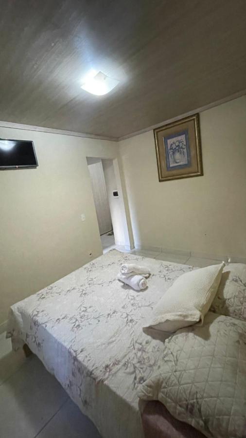 Flat área central AR garagem Wi-fi - Chambres d'hôtes Governador Valadares