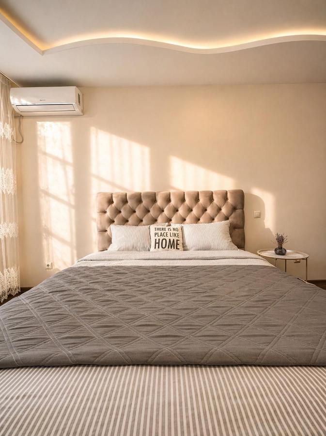 VIP Atlant Royal Apartments НОВОБУДОВА ТЦ Депот Дуже чисто! - Chambres d'hôtes Tchernivtsi