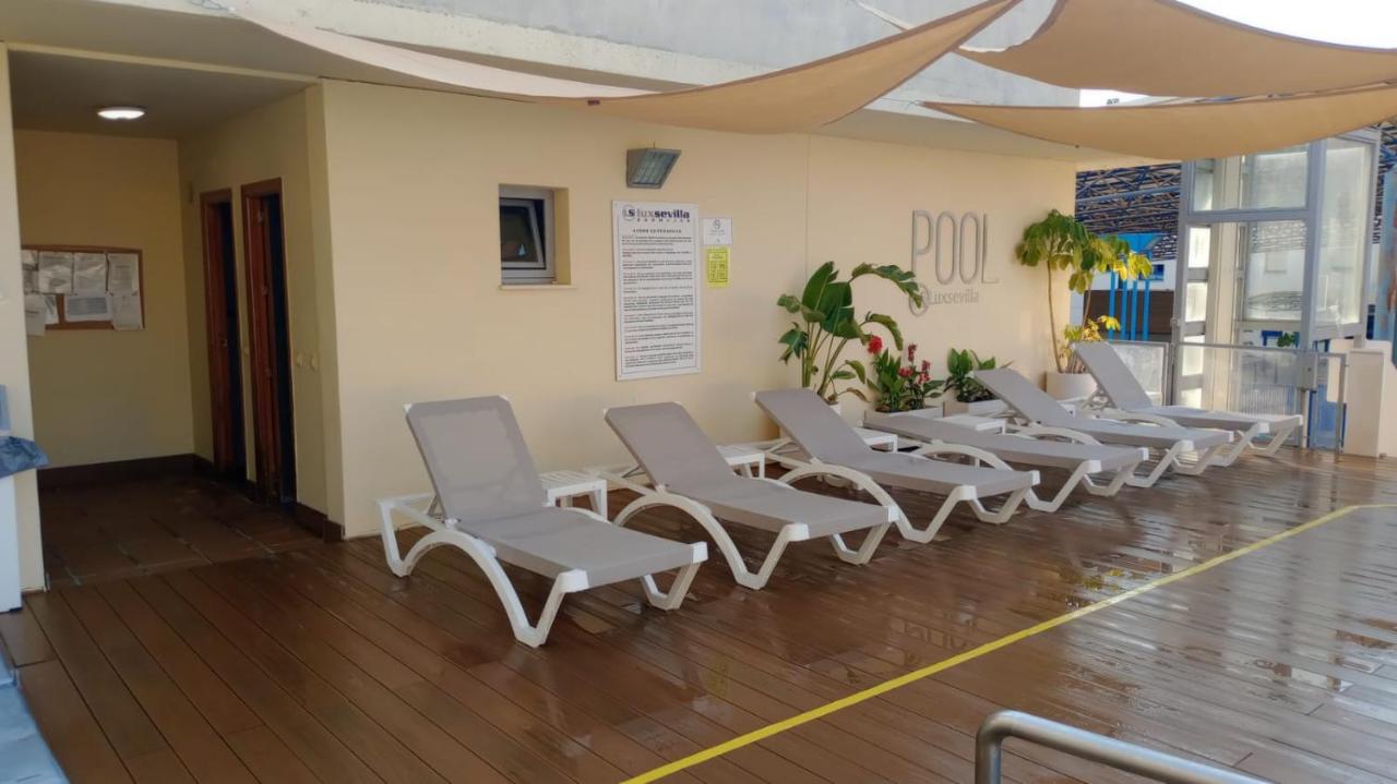 Apartamento Lux Sevilla con Garaje Privado y Piscina - B&B Bormujos