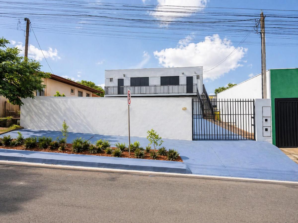 Apartamento Mobiliado Barato para Alugar em Cascavel, Garagem Inclusa! - Chambres d'hôtes Cascavel