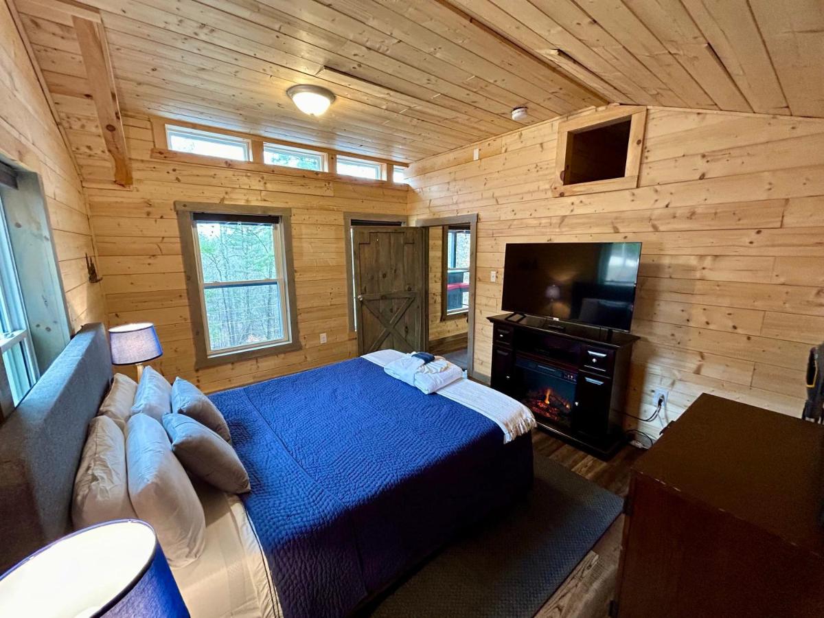 Hikers Midnight - Quiet RRG Cabin - WiFi -Perfect Location - ECO Friendly - B&B Campton
