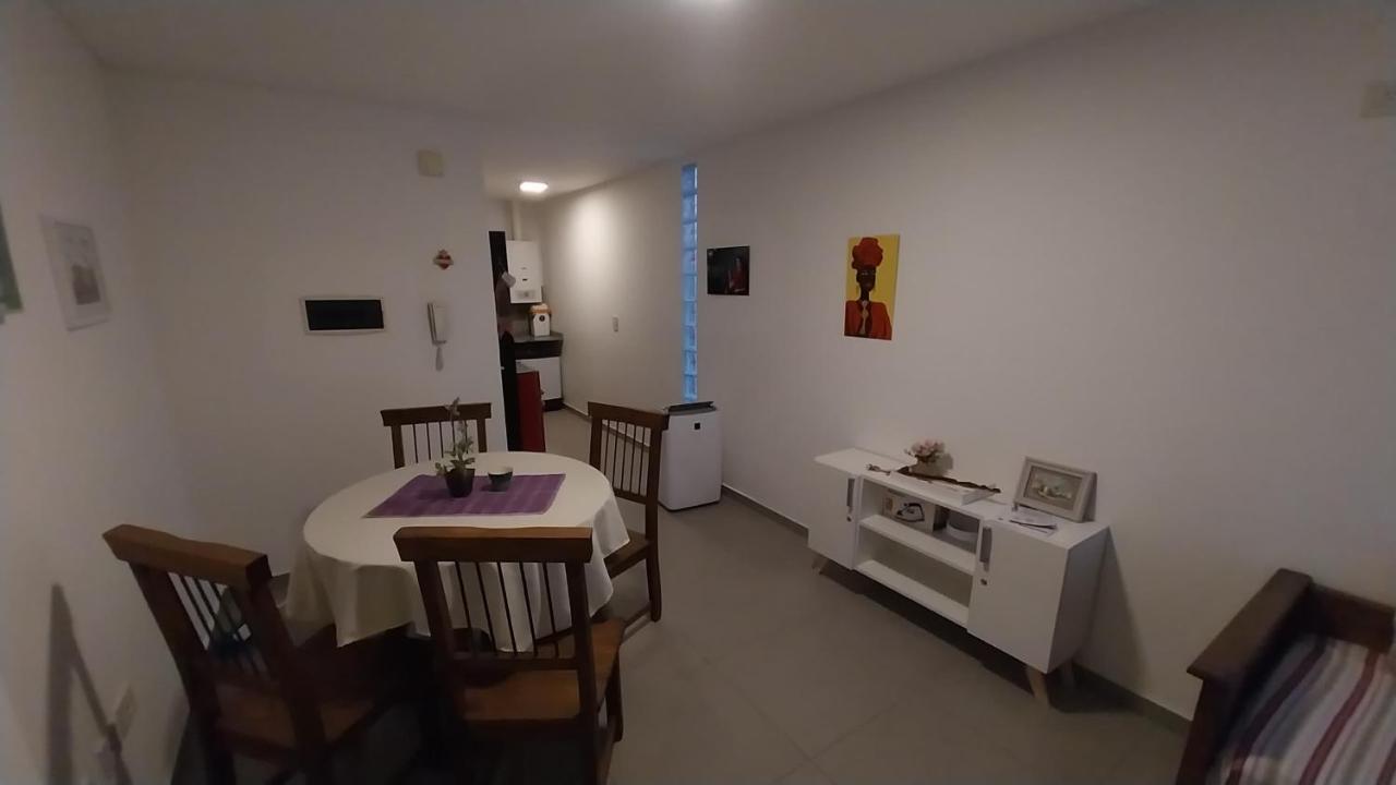 Hermoso en Plaza Alberdi - Ferienwohnung Córdoba