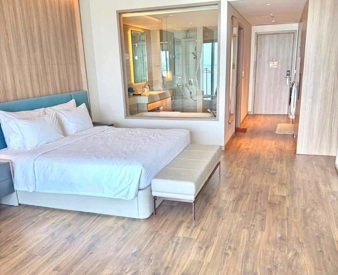 À la carte - B&B Hạ Long