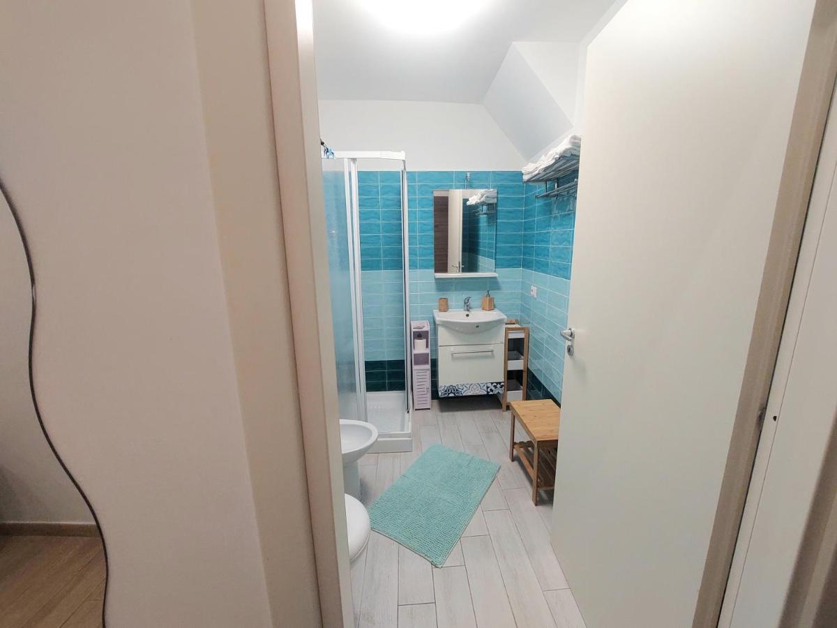 Double or Twin Room with Private Bathroom
