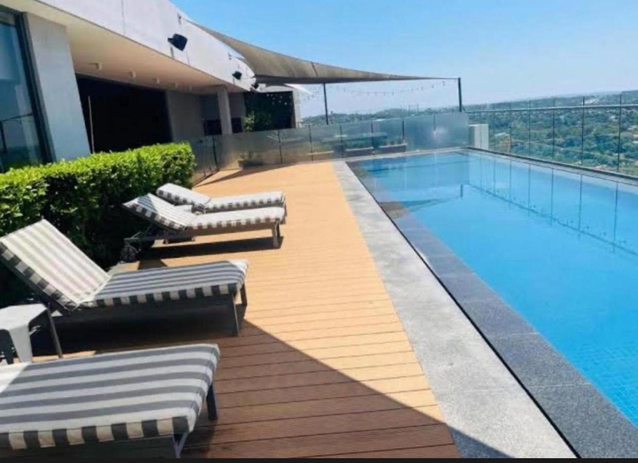 330 Menlyn Maine Residence Luxury Apartments - Ferienwohnung Pretoria