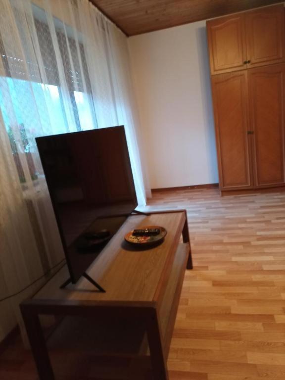 Apartma pri Ivanu Spodnja Kanomlja 49 - B&B Idria di Sotto