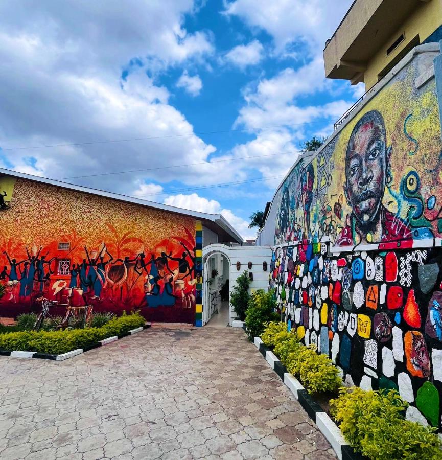 Kalpho Art Center Guesthouse- near Embassy District - B&B Kigali