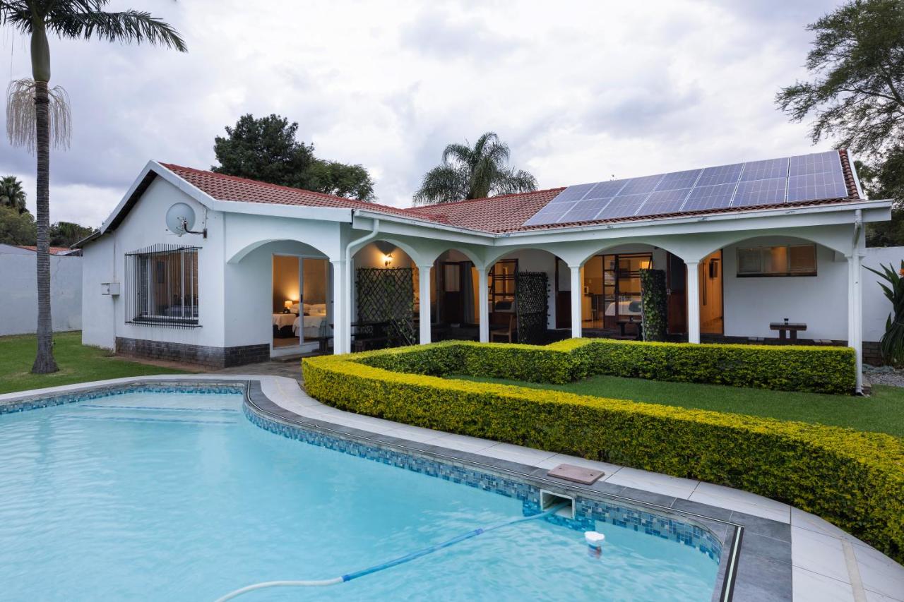Menlyn Apartments - B&B Pretoria