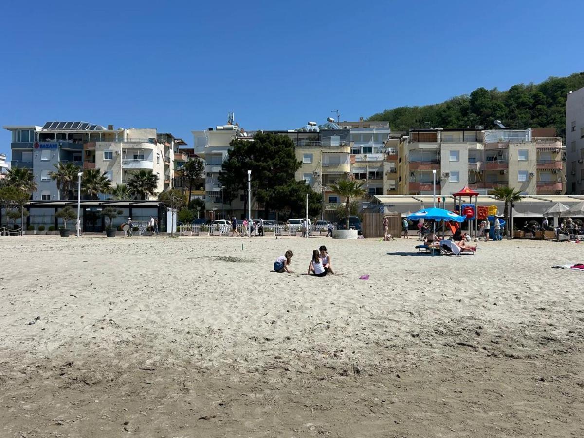 Beachfront apartment Mila, Ground floor - B&B Durrës