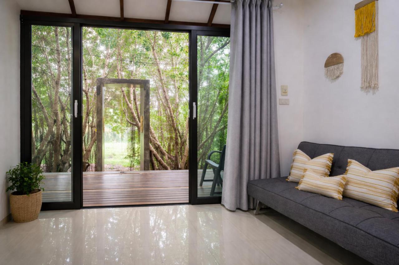 Island`s Pearl Home with Private Patio Quiet & Peaceful, Hin Kong - B&B Ban Hin Kong