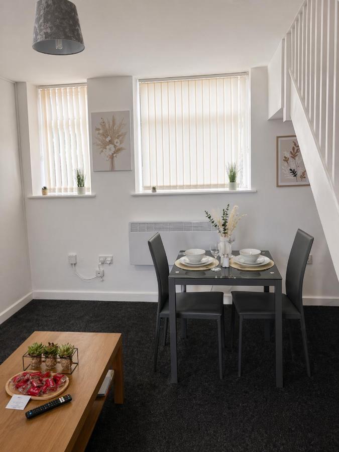Premium 1BR Retreat for City Travelers - B&B Manchester