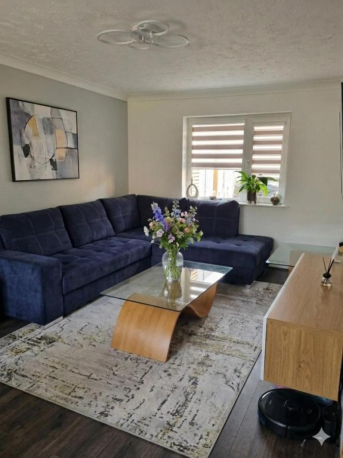 Cosy & Modern North Cotswold Retreat with Hot Tub - B&B Badsey